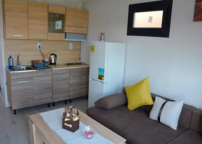 къщички поляните Parque de vacaciones